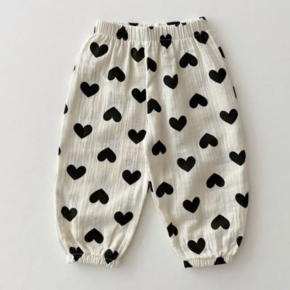 New girl’s cotton pants size 4-5 hearts
